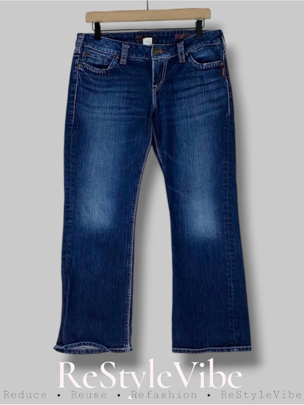 SILVER JEANS Women’s Size 30 Denim Santorini Cropped Fit Capri Style Stretch